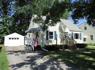 2903 Avondale Ave, Ashtabula, OH 44004
