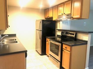 1237 N Vulcan Ave APT E, Encinitas, CA 92024