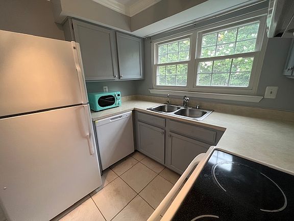 4th image of 7737 Inversham Dr APT 176