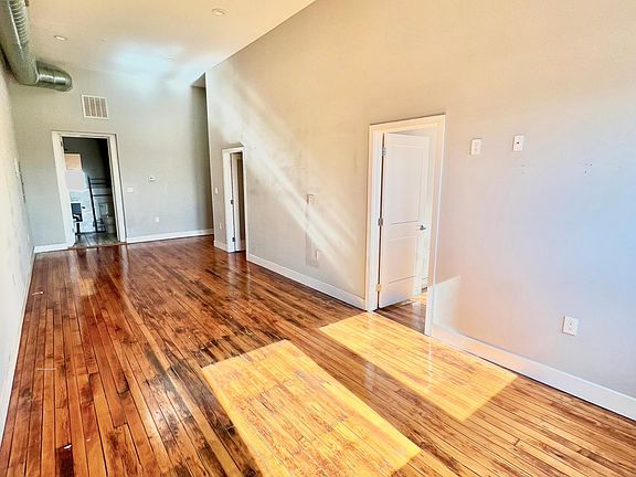 3rd image of 1505 S 17th St #3I5