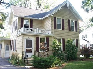 913 Lincoln Ave, Adrian, MI 49221