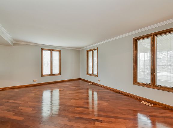 2nd image of 1349 Salford Ct