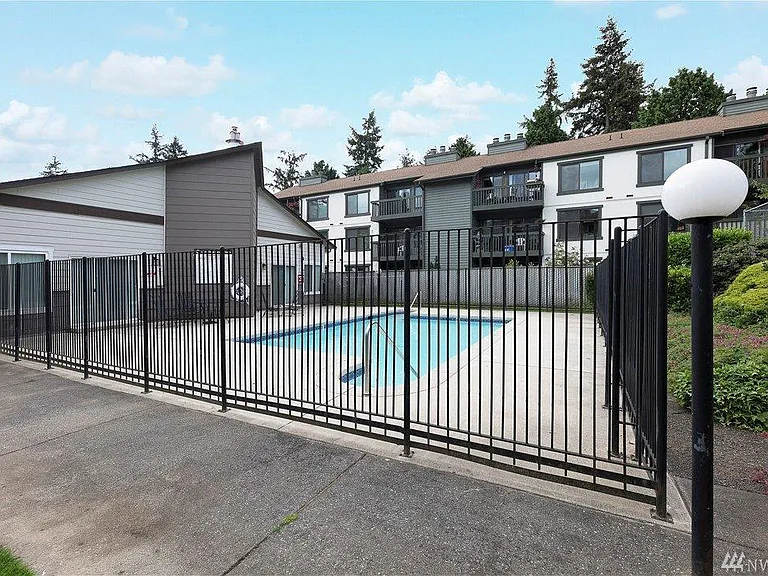12617 NE 130th Way #A101 — Photo 14