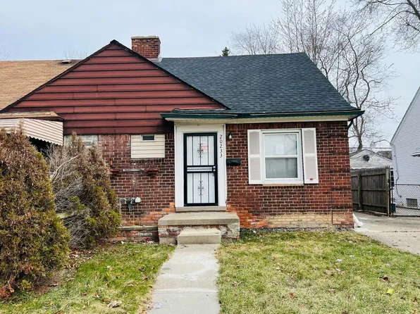 20233 Moross Rd, Grosse Pointe, MI 48224