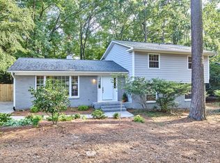 2432 Sedgefield Dr, Chapel Hill, NC 27514