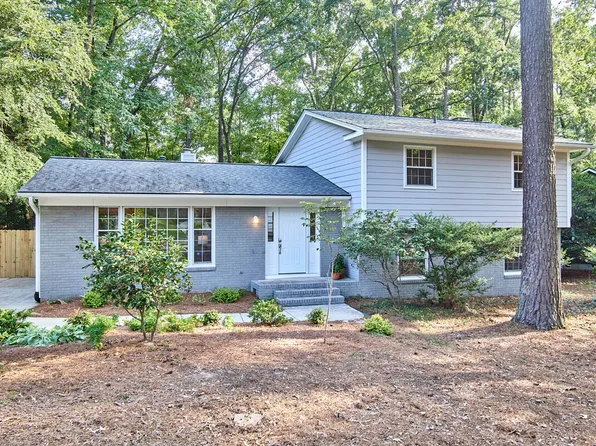 2432 Sedgefield Dr, Chapel Hill, NC 27514