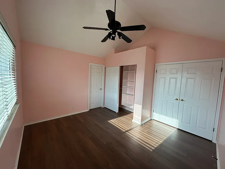 425 E Crown Pointe Dr — Photo 19