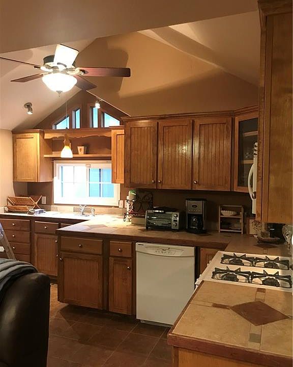 1st image of 2375 Spruce Dr