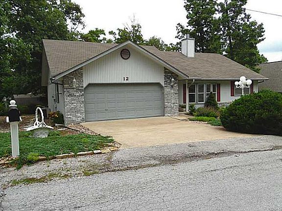 2nd image of 12 Tuxford Cir