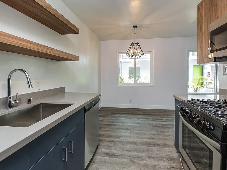 Pine Crest Apartments — Photo 23