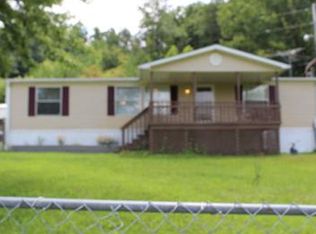 610 Charlie Abney Rd, Berea, KY 40403