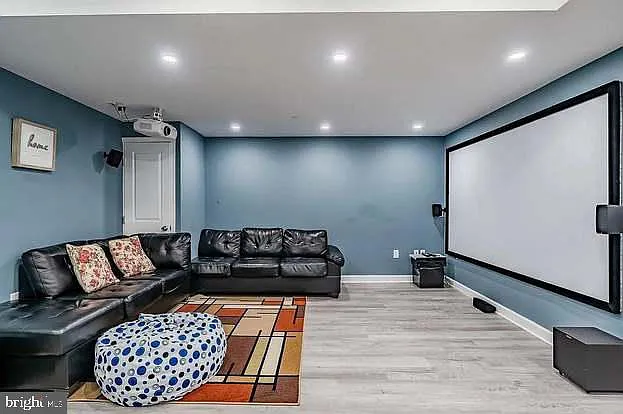 608 Mockernut Ct — Photo 23