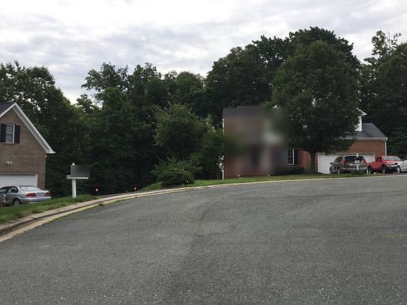 4th image of 11414 Sutton Park Ct