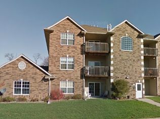 90 E Jefferson St #7, North Liberty, IA 52317