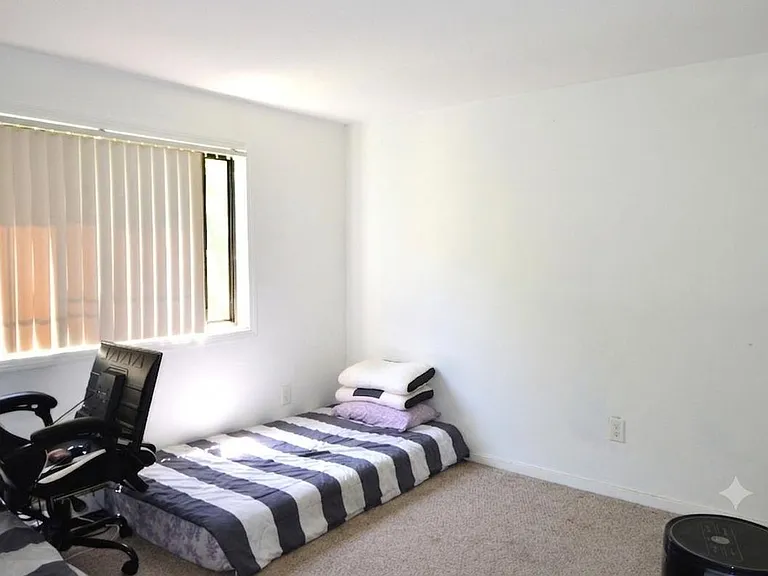 134 Mammoth Rd #21 — Photo 13