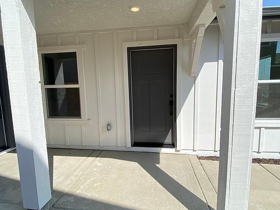 2nd image of 2284 Owens Ct #B
