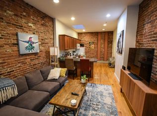 3 Thacher Ct, Boston, MA 02113