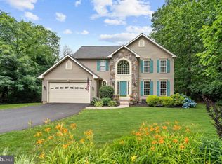 20311 Broad Run Dr, Sterling, VA 20165