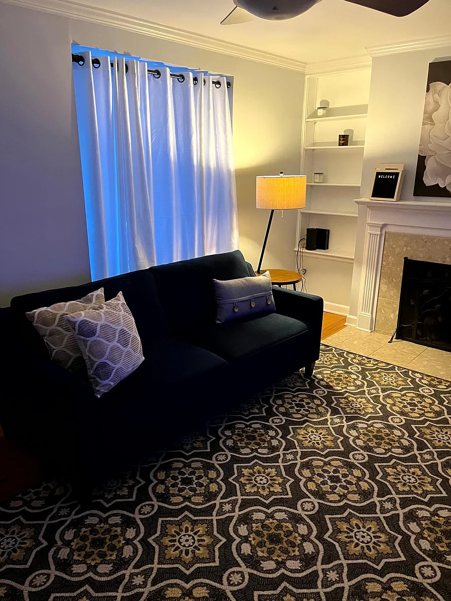 Living room - 1740 E Broad St