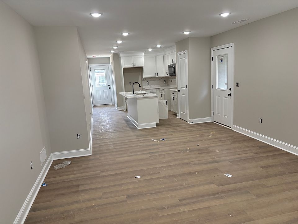 2nd image of 225 Harvest Park Dr