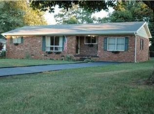 34 Roswell Rd, Rossville, GA 30741