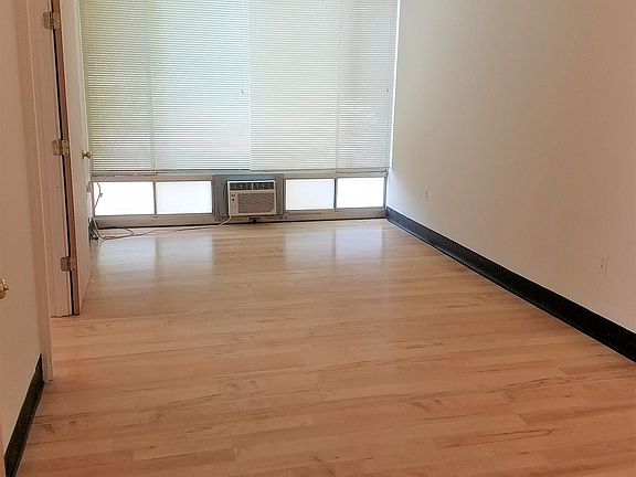 5th image of 110 Dorsey St APT 101