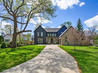 1180 Oak Ridge Dr, Glencoe, IL 60022