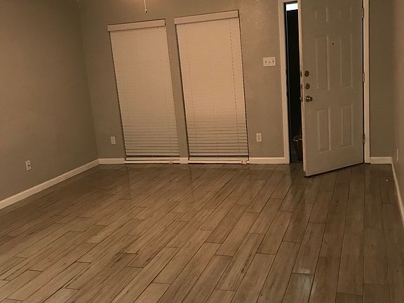 5th image of 1610 Poage Ave #1612