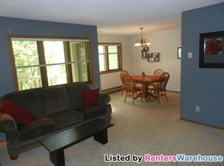 1561 Wheelock Ln APT 203, Saint Paul, MN 55117