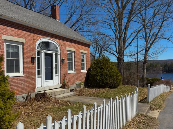 8 Wyonegonic Road, Bridgton, ME 04009