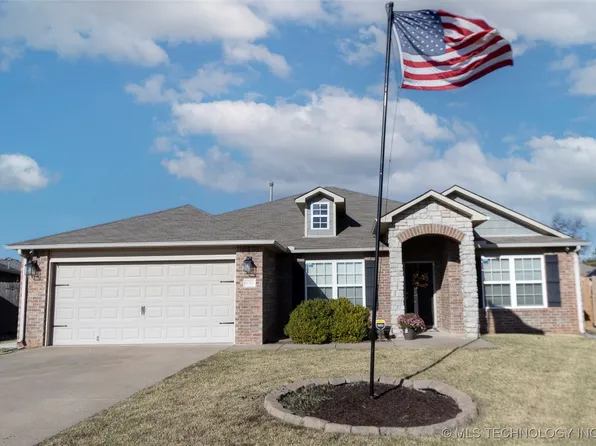 8703 E 126th Ct S, Bixby, OK 74008