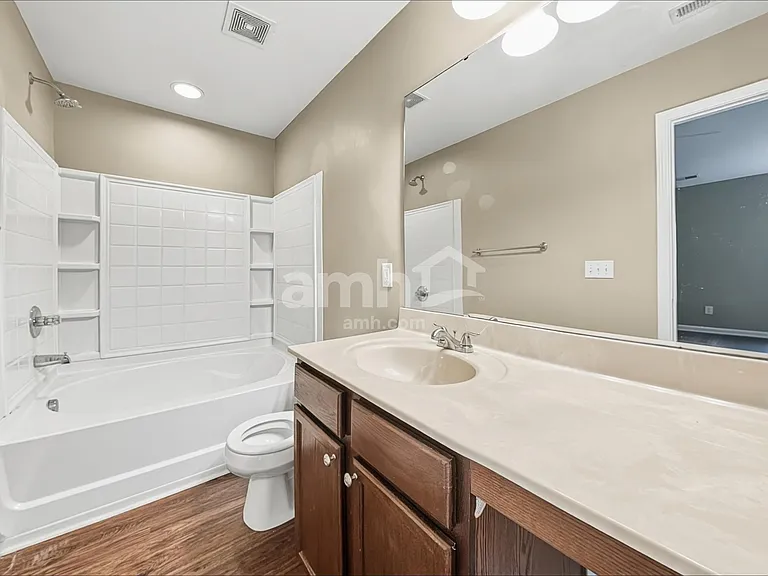 148 Bellfare Dr — Photo 11