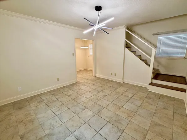 2812 Wichita St APT 13, Houston, TX 77004