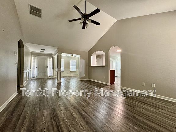 2nd image of 400 Gwynnes Way