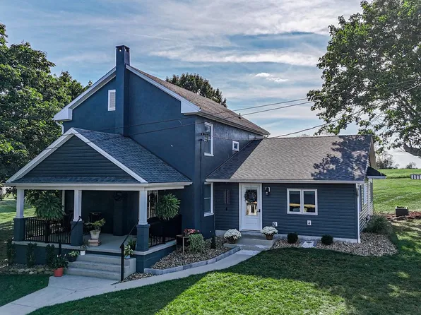 1203 Roxbury Rd, Newburg, PA 17240