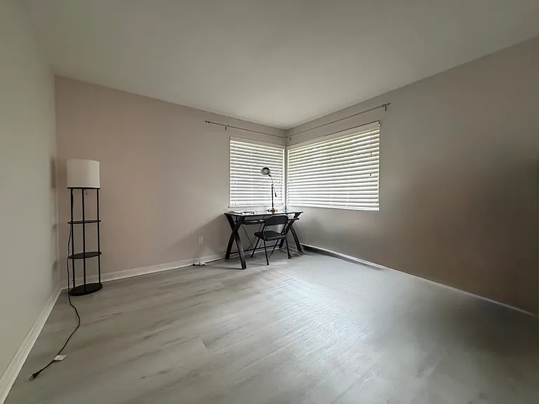 17112 NE 45th St #50 — Photo 15