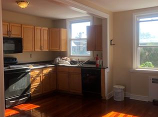 245 N Wycombe Ave, Lansdowne, PA 19050