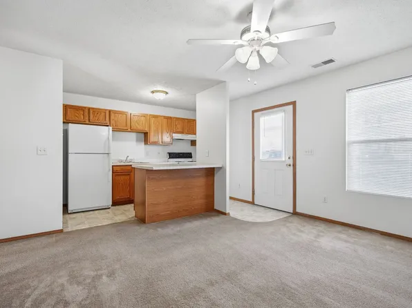 Main & Veterans Crossing, 1 Toms Dr #18-09, Bloomington, IL 61701