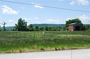 2nd image of 906 Enterprise Ave