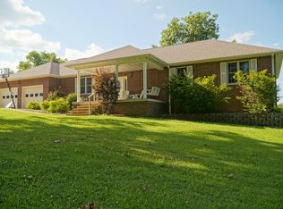1335 Grant St, Cabool, MO 65689