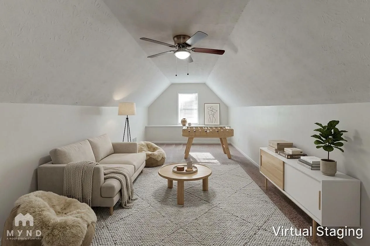 3 bed, 2.0 bath, 1869 sqft, $1,975 — Photo 4
