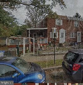 1st image of 6615 Silverwood St