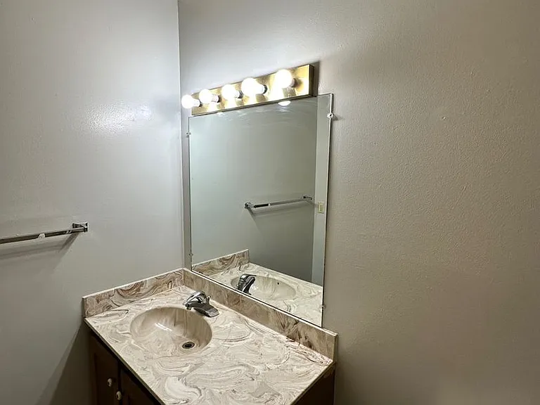 Lynnwood Apartments — Photo 46