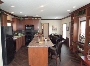 327 Cimarron, Lake Elmo, MN 55042