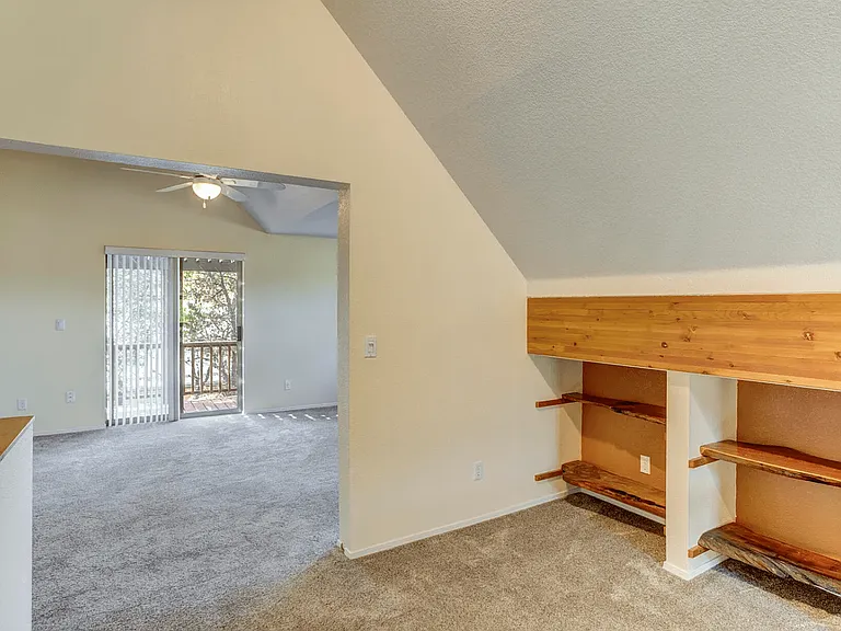 803 W Saint Moritz Dr — Photo 16