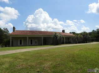 17600 Barnett Rd, Zachary, LA 70791