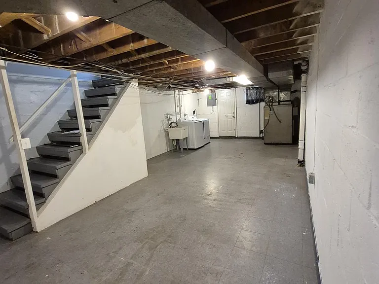 2863 Edgecombe Cir S — Photo 28
