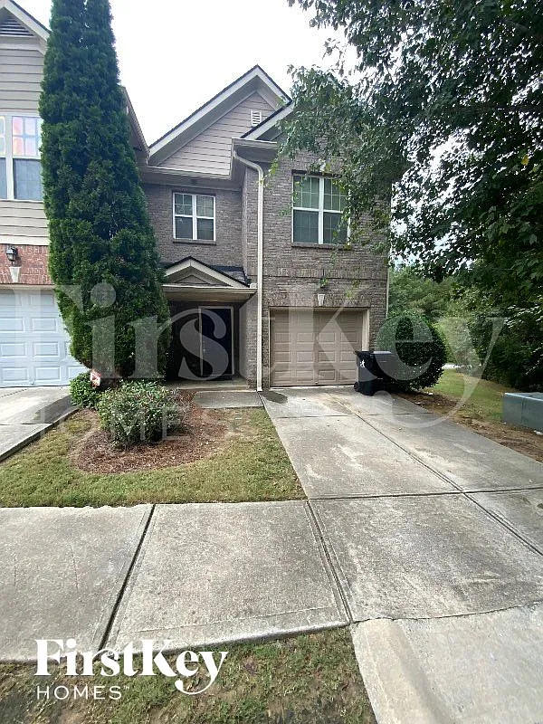 3 bed, 2.5 bath, 1938 sqft, $2,305 — Photo 1