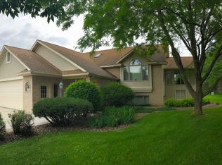 47 Sun View Dr, River Falls, WI 54022