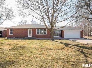 5626 27th St W, Milan, IL